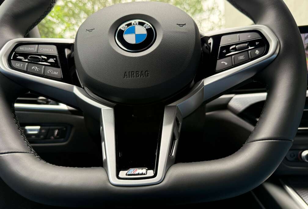 BMW M-Sportpack,360°camera,Adaptieve cruiscontrol met afstandsregeling,Key less entery,Driving assistent,Adaptieve ophanging