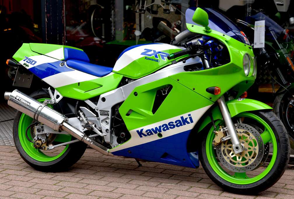 H2 ***MOTO VERTE***