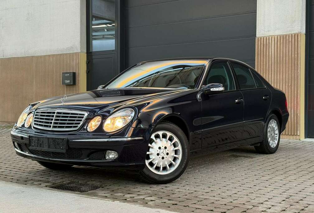 Mercedes-Benz Elegance / Garantie / Carnet d\'entretien Full