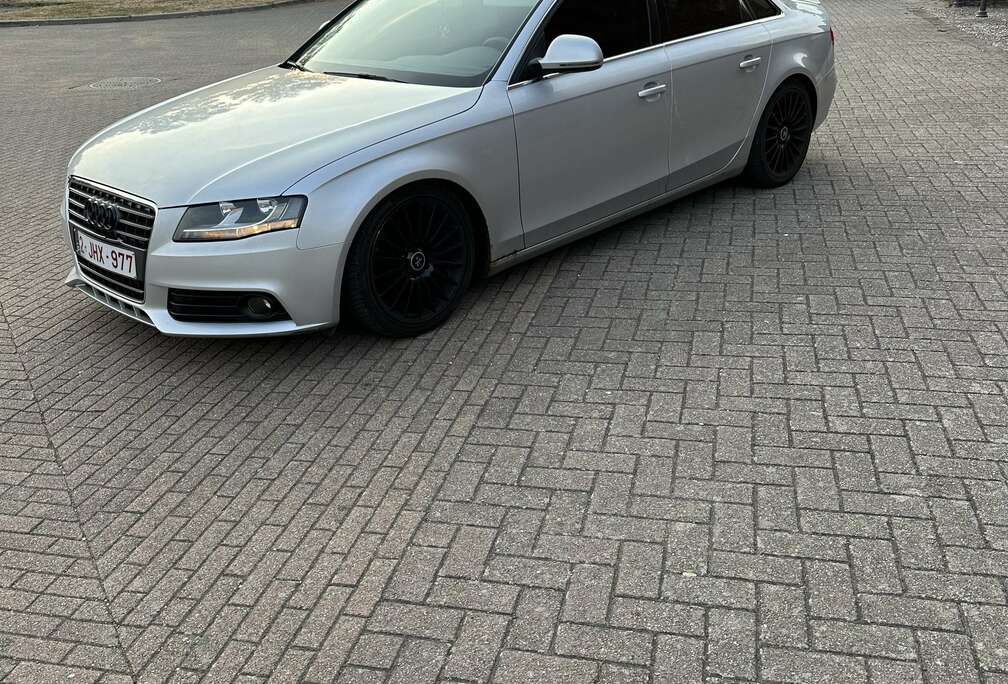 Audi Audi A4 B8 1.8 Benzine
