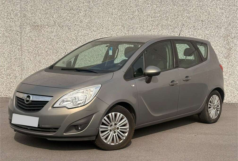 Opel 1.4t Cosmo b-Color s&s 120cv