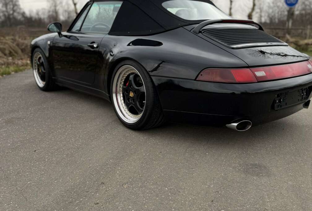 Porsche 911 Carrera Cabrio