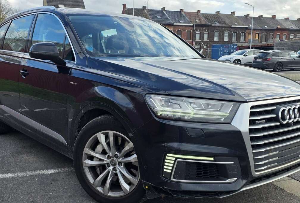 Audi 3.0 TDi V6 Quattro Tiptronic (275 kW)