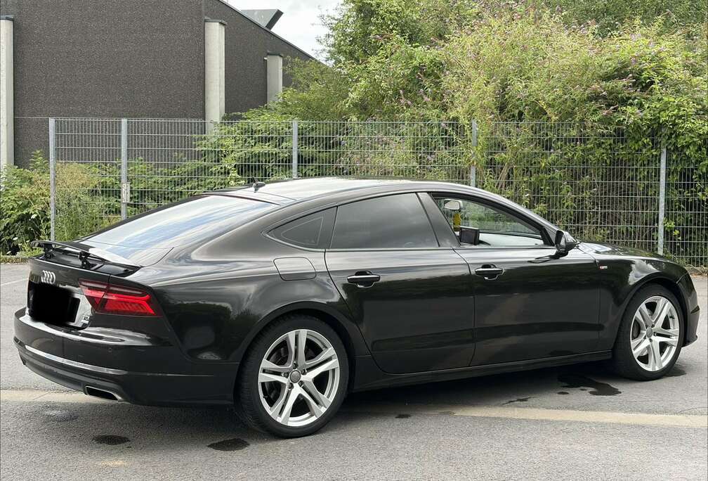 Audi 3.0 TDi V6 Quattro S tronic