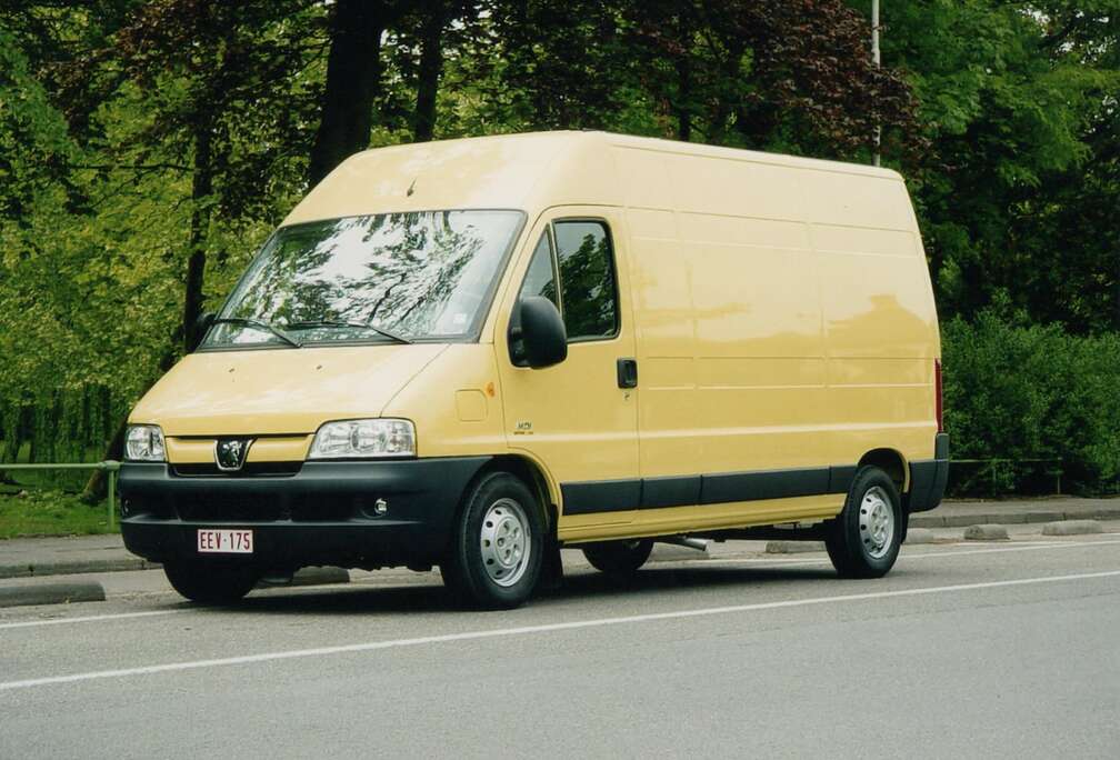 Peugeot 350L 2.8 HDi