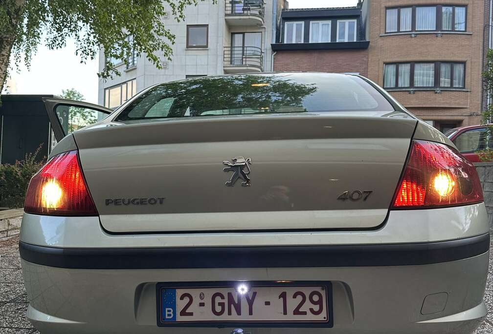 Peugeot 140 Automatik Sport