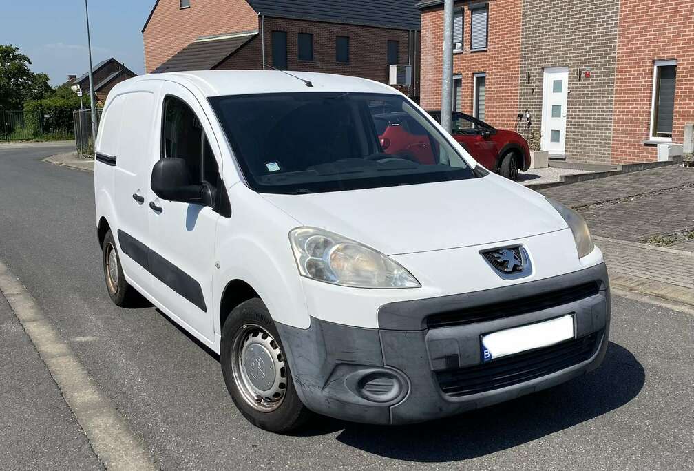 Peugeot 1.6 HDi L1H1 Confort 120 FAP (EU5)