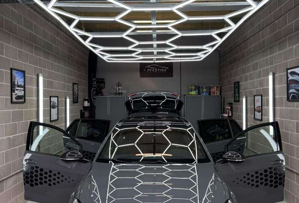 Volkswagen 2.0 TSI TCR OPF DSG Akrapovic