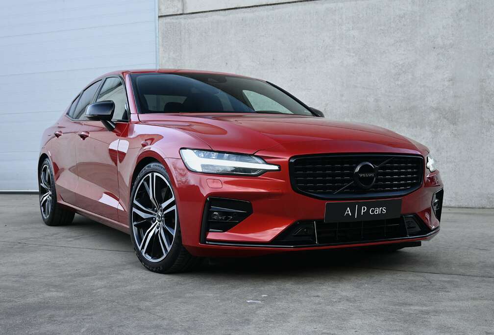 Volvo T5 Geartronic RDesign  carplay  H&K  shadowline