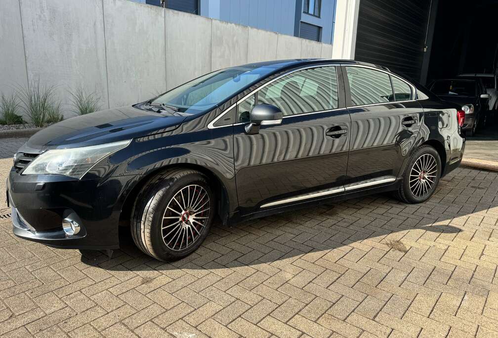Toyota Avensis 2.0i Premium Multidrive S