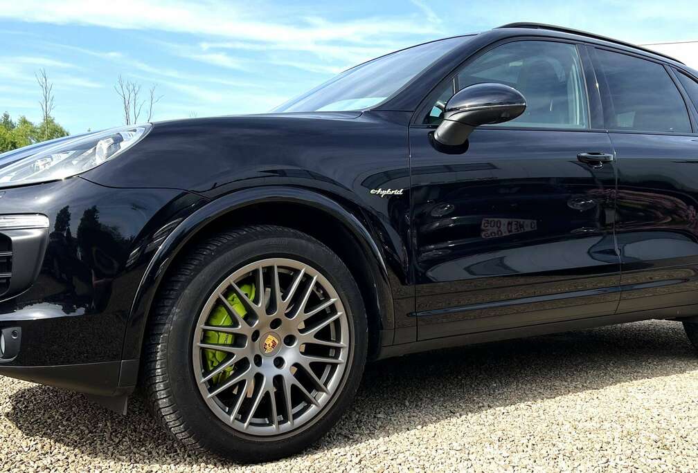 Porsche 3.0i V6 245 KW Hybrid Tiptronic S Platinum Edition *Trekhaak electr*zetelverw*Pano dak*Pdc/camera*Acc*Nette wagen