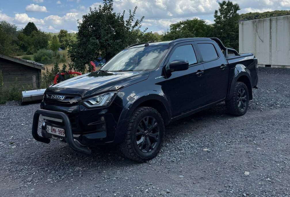 Isuzu 1.9 Turbo D 4WD V-Cross AdBlue - TVA 21% DEDUCTIBLE