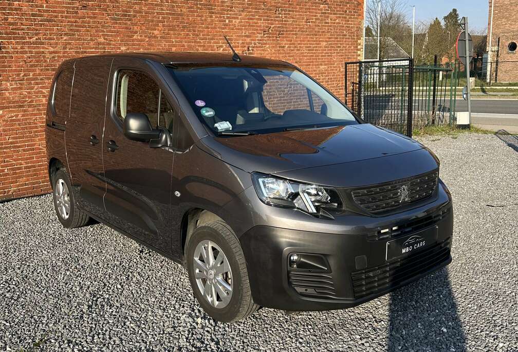 Peugeot 1.2 PureTech L1 Heavy Premium S/S(EU6.3)
