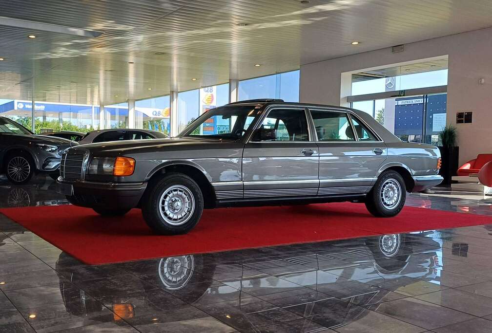 Mercedes-Benz SEL