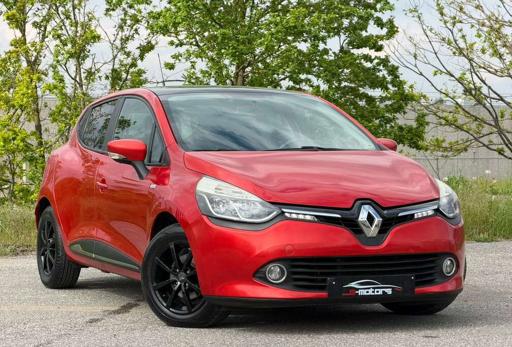 Renault Clio 1.2i  GPS  AIRCO  JANTE  TOIT PANO