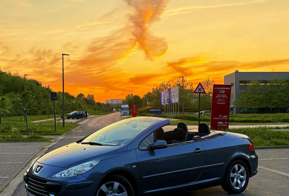 Peugeot CC 1.6 16V - 110