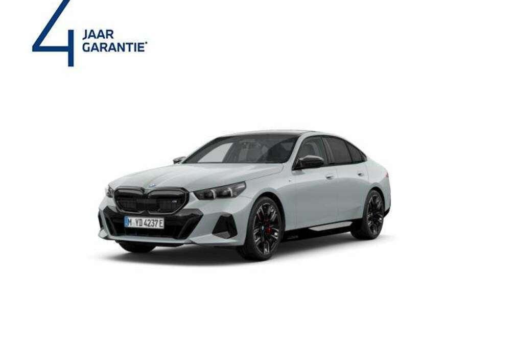 BMW i5 M60 xDrive M Sport Pro  B&W  CARBON  TOWB