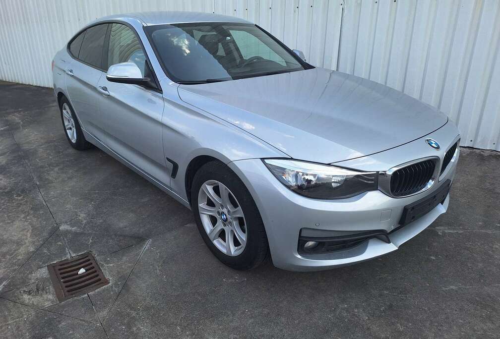 BMW 318d GT