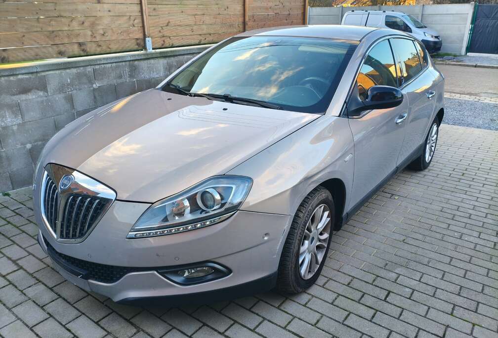 Lancia Delta 1.6 MultiJet Gold