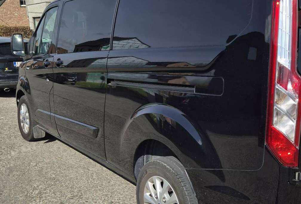 Ford 2.0 TDCi L1H1 Limited S/S (EU6.2)