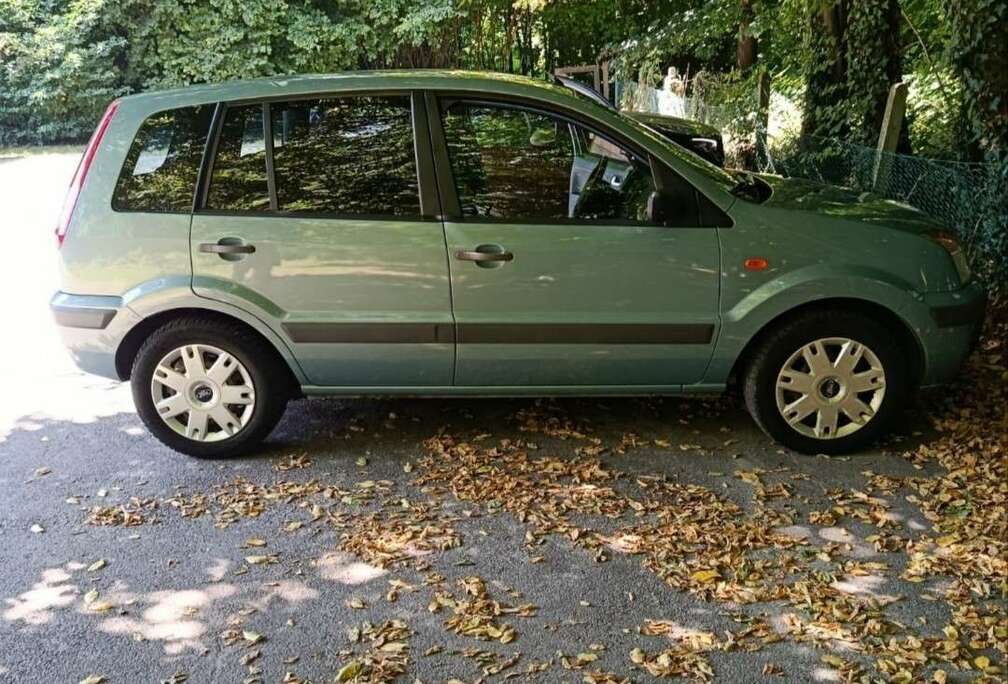 Ford 1.4 80 Senso Plus Durashift A