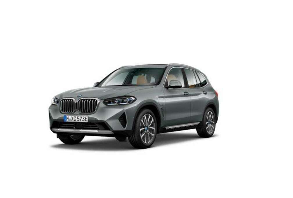 BMW xDrive30e  TOWB  PANO  ACC  HUD