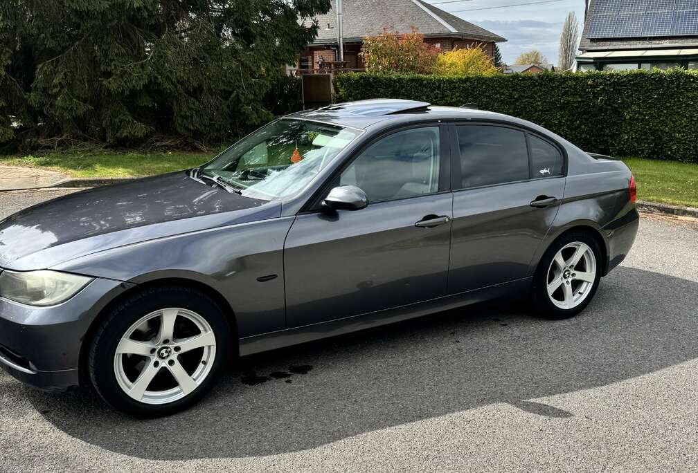 BMW 318i