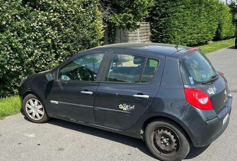 Renault 1.5 dCi 70 eco2 Rip Curl 2