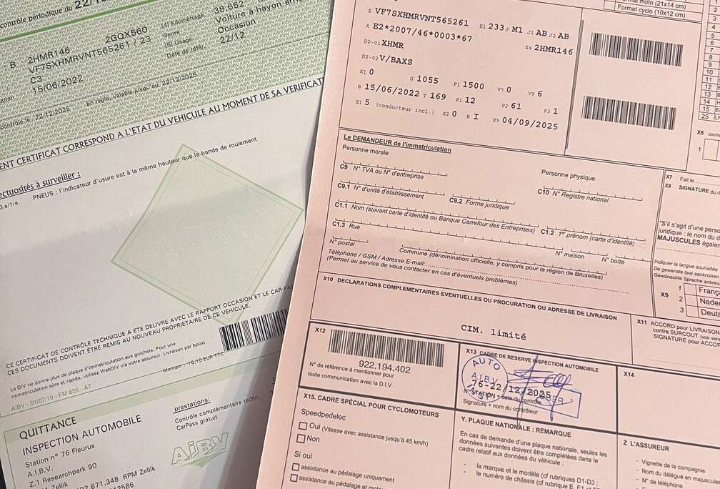 Citroen 1.2i PureTech  pret a être immatriculé.