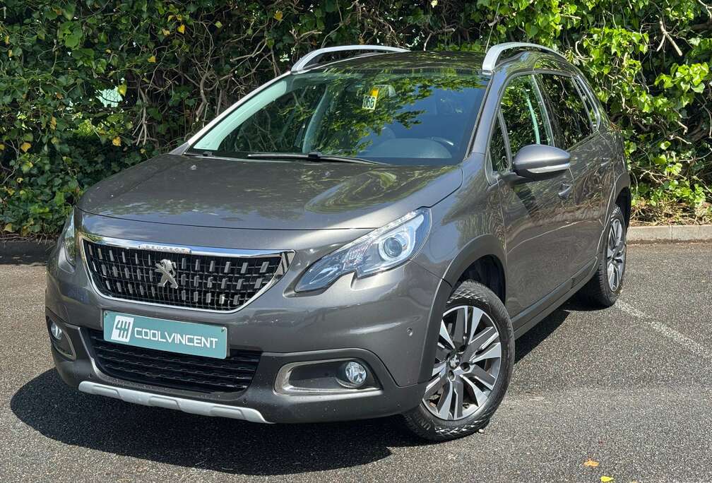 Peugeot TOIT PANO // CRUISE CONTROLE // GPS // CARPLAY