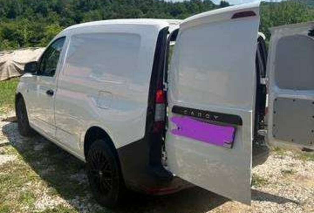 Volkswagen Cargo