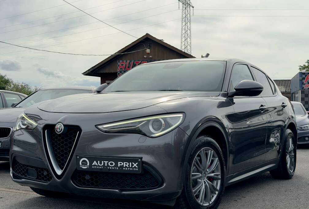 Alfa Romeo 2.2 JTD Super 2WD Navi Xénon Cuir Keyless CarPlay Marchand/Export