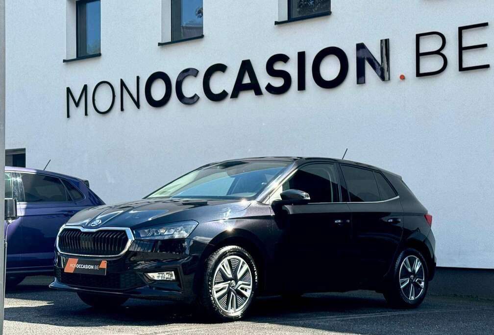 Skoda 1.0 TSI AUTO PHARES LED CARPLAY GPS CAPTEURS