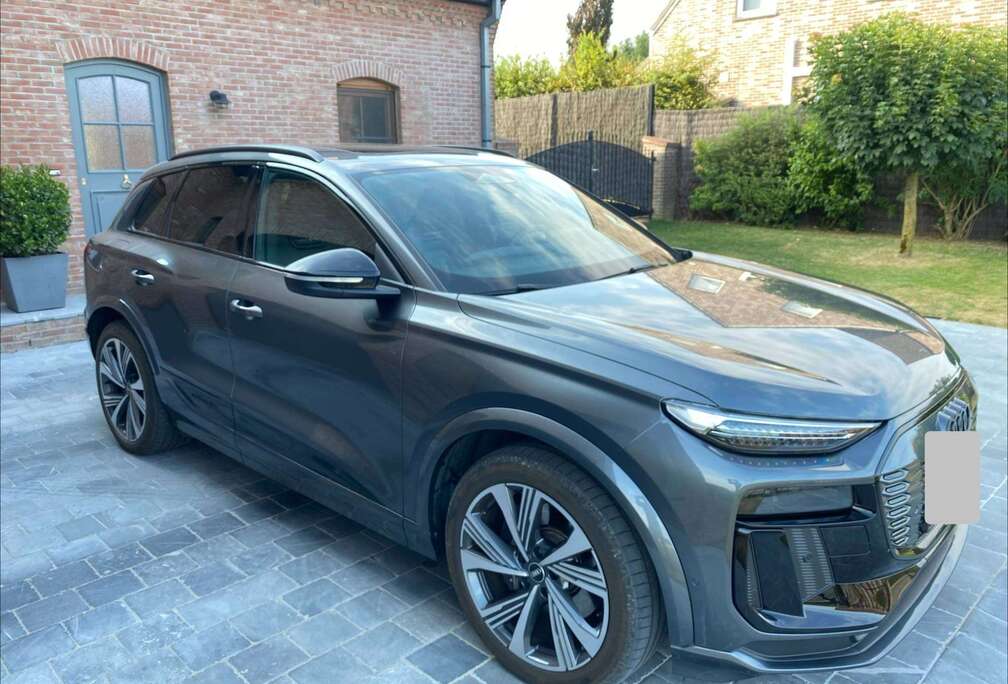 Audi AUDI SQ6 full option 14000km