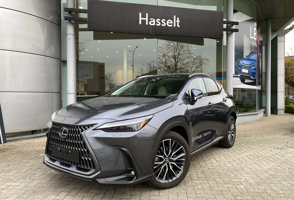 Lexus NX 450h  2.5i AWD Privilege Line E-CVT (227 kW)