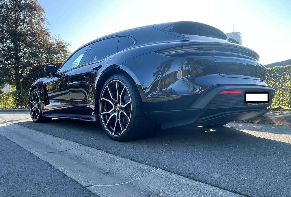 Porsche Taycan Sport Turismo 79.2 kWh Taycan Sport Turismo
