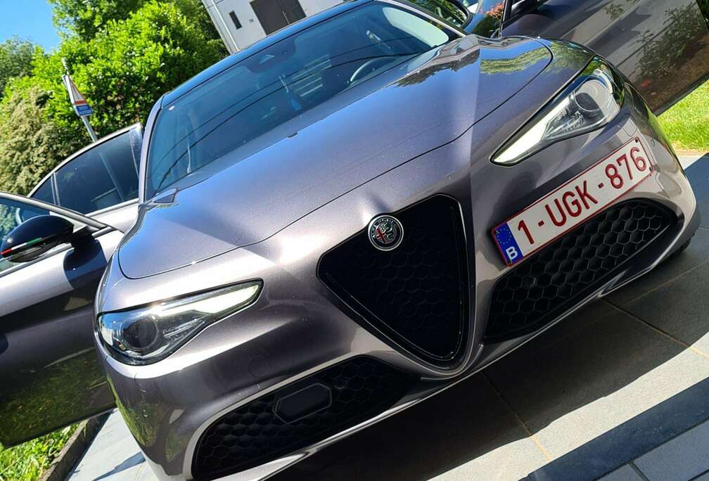 Alfa Romeo Giulia 2.2 JTDm Super