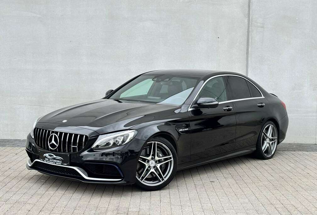 Mercedes-Benz ***Mercedes C63 Amg Garantie 12 mois ✅