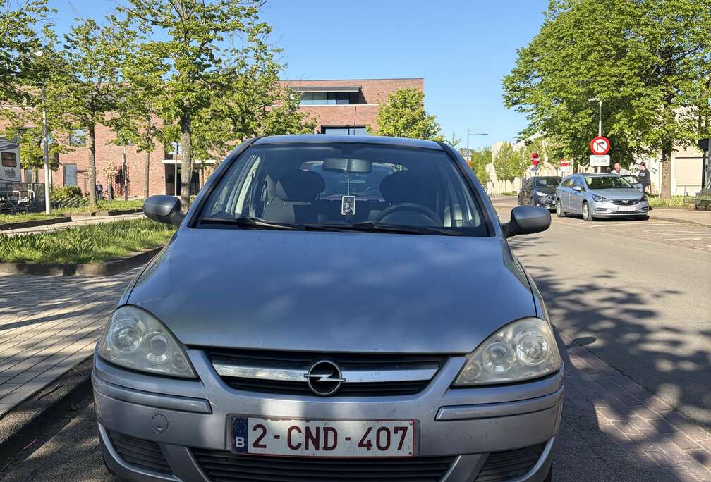 Opel 1.2i XEP 16v Cosmo Easytronic