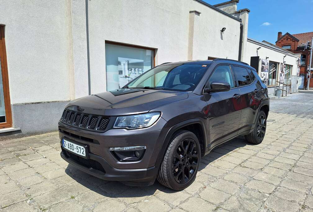 Jeep Compass 1.3 Turbo 4x2 Night Eagle