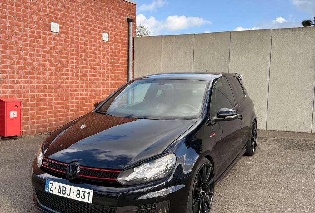 Volkswagen 2.0 TSI
