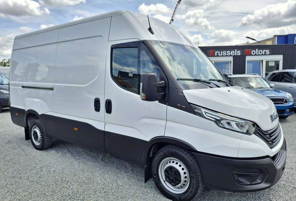 Iveco 35S18  3.0