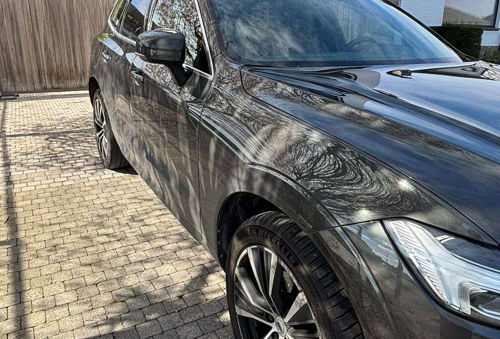 Volvo XC60 2.0 T8 TE AWD PHEV Momentum Gear.