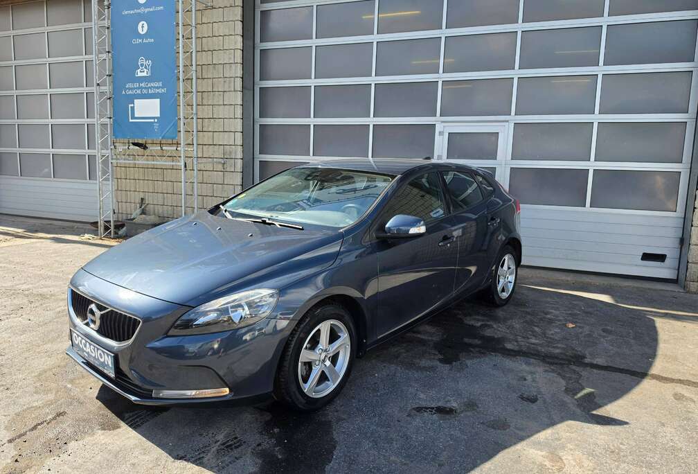 Volvo V40 2.0 D2 Momentum GPS, climatisation, 1er propriétaire, Euro 6