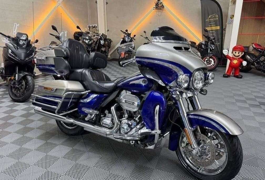 Electra Glide CVO Ultra Limited