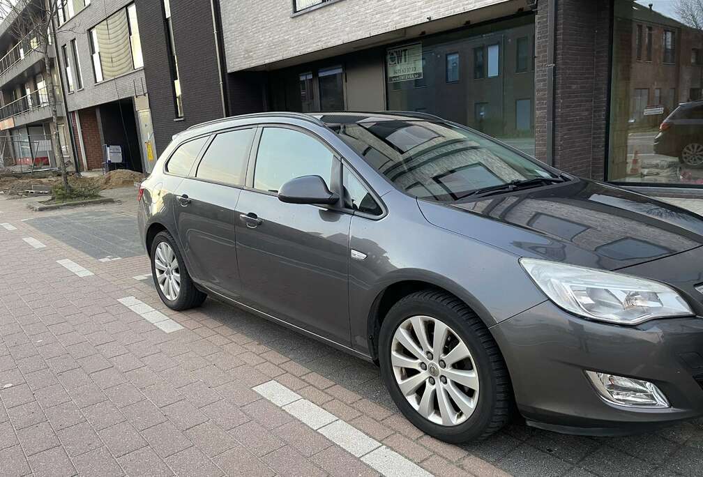 Opel 2.0 CDTI DPF Design Edition