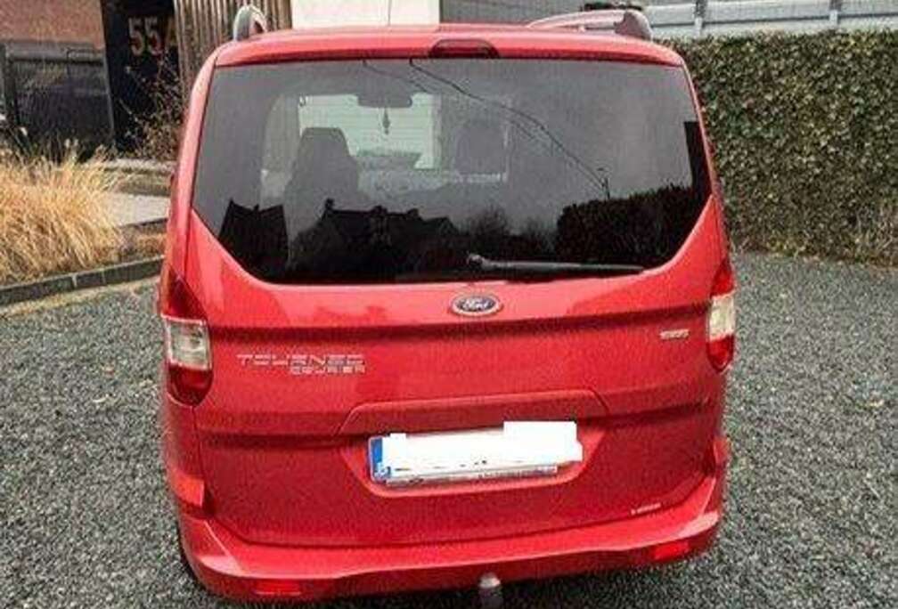 Ford 1000cc ecoboost titanium versie