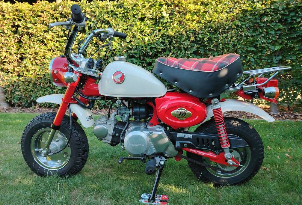 Honda Honda Monkey Z50J 30th Anniversary (1997) – 633 km – JDM Spec met TÜV