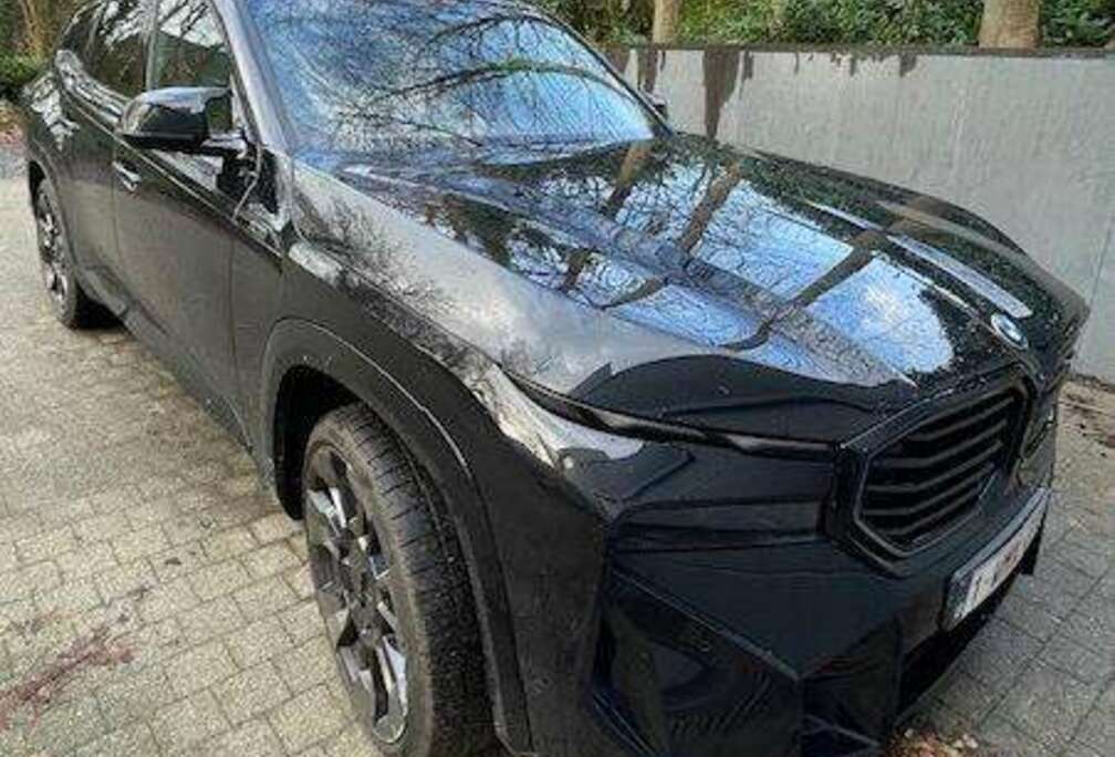 BMW XM PHEV 4.4AS 50e (350 kW)