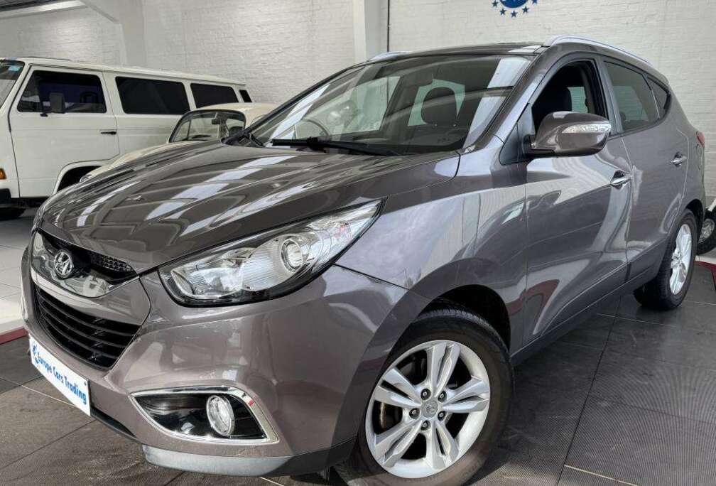 Hyundai LUXURY 2.0 CRDI 136CH CUIR ENTRETIEN COMPLET HYUNDAI 1ÈRE MAIN GAR 12M